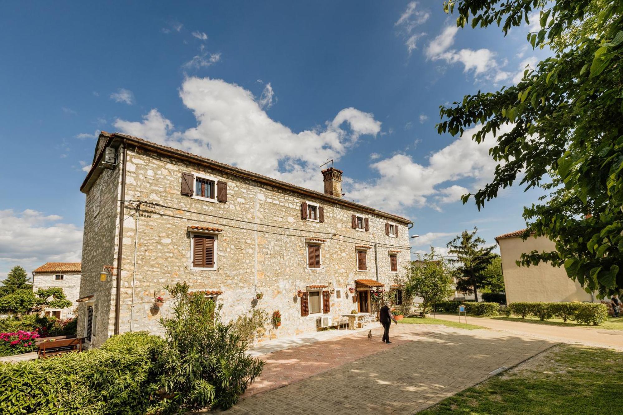 Apartments Mirna Stress Free Babici Exterior photo